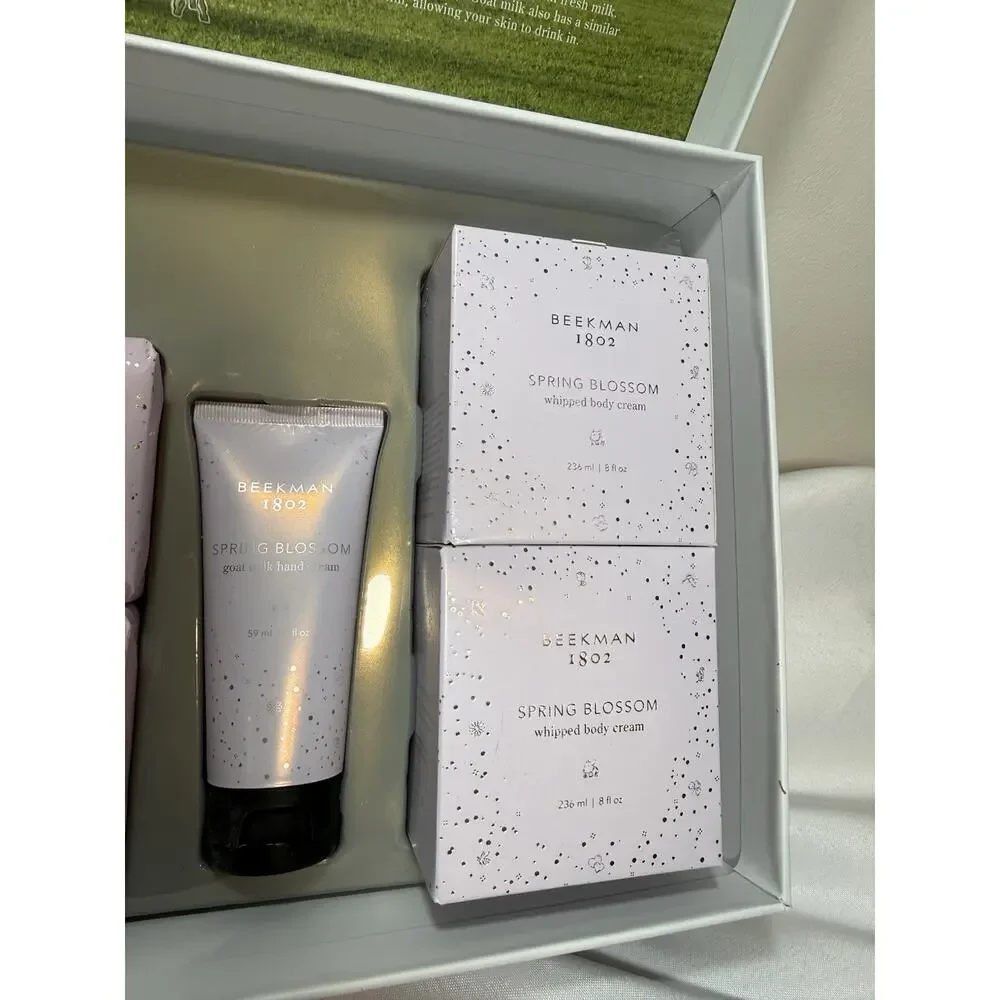 New Beekman 1802 Spring Blossom Box 6 pc Gift Set Goat Milk Lotion Soap Bodywash